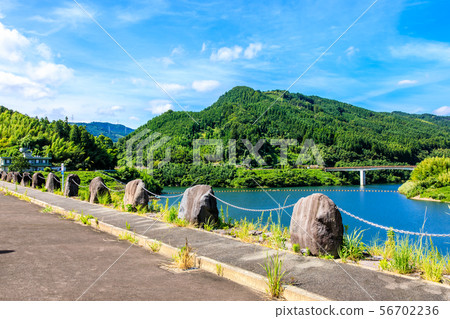Fujinami Dam [福岡縣浮世市] 56702236