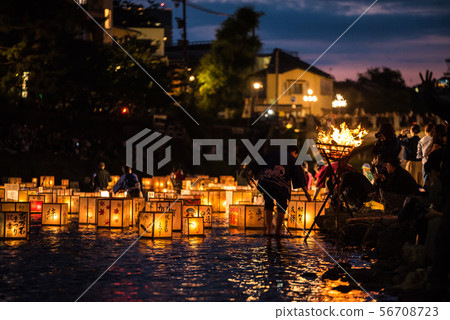 Kanazawa · Asano river lanterns sink 56708723