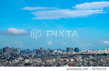 Tokyo cityscape in Japan, Shinagawa / Osaki area and rainbow 56709310