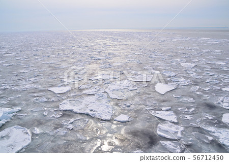 Drift ice Abashiri-oki 56712450