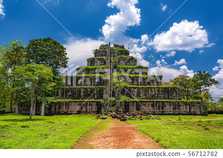 Pyramids of the Cambodian Khok Sites Pyramids of the Cambodian Khok Sites 56712782