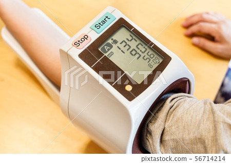 Blood pressure measurement for health management Blood pressure measurement for health management 56714214