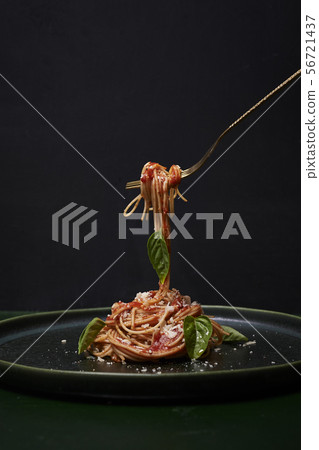spaghetti with tomato sauce spaghetti with tomato sauce 56721437