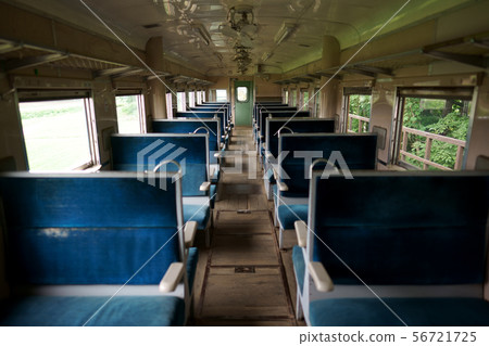 在火車上 56721725