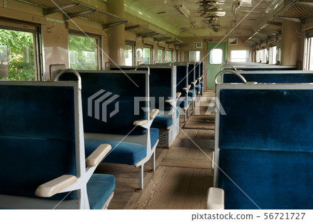在火車上 56721727