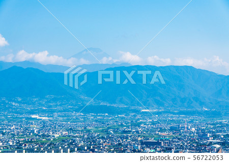 甲府盆地俯瞰山巒 56722053