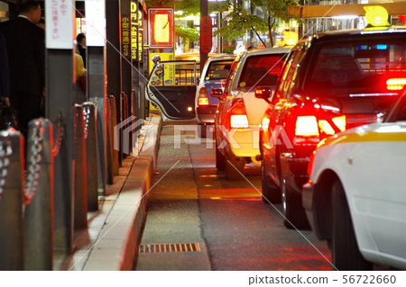 出租車等待客戶 56722660