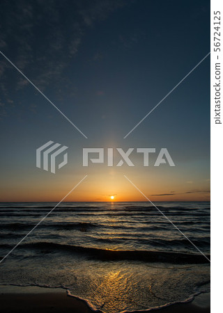 Evening view of Senrihama Nagisa Driveway 56724125