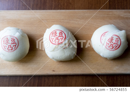 月餅 鳳梨酥 綠豆椪 月餅 鳳梨酥 綠豆椪 56724855