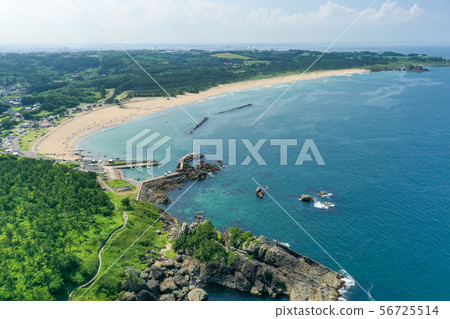 Hanenohe市，青森縣Tanesashi海岸鳥瞰圖，夏天 56725514