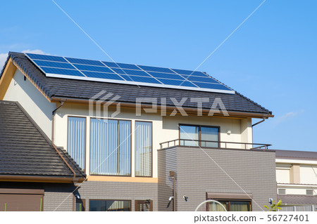 House with solar panels Solar power generation ecosystem House with solar panels Solar power generation ecosystem 56727401