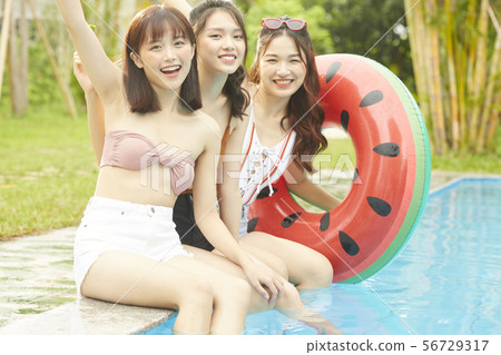 Women Women's Journey Resort 56729317