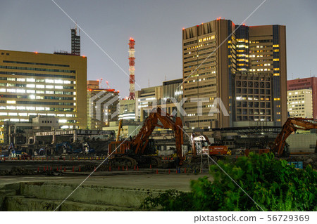 Tsukiji Market during dismantling 56729369
