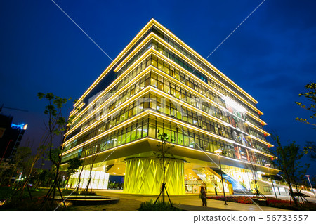 臺灣高雄圖書館總館Taiwan Kaohsiung Library 臺灣高雄圖書館總館Taiwan Kaohsiung Library 56733557