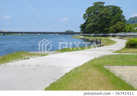 Sakai Riverbed Park Promenade and Samurai Residence 56741411