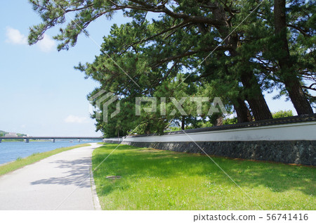 Sakai Riverbed Park Promenade和Samurai Residence 56741416
