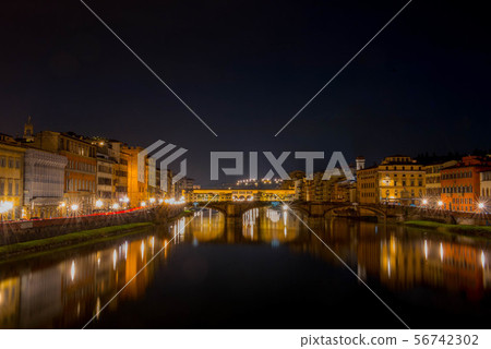 Florence night view Florence night view 56742302