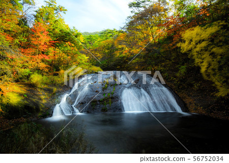 Hanamaki Onsenkyo, dyed in autumn colors 56752034