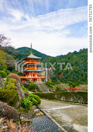 Kumano Nachi Taisha 56752795