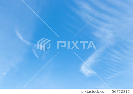 Clear beautiful blue sky with white cloud Clear beautiful blue sky with white cloud 56752815
