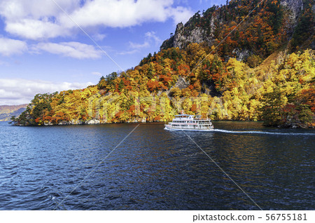 秋天秋葉Towada湖遊船 56755181