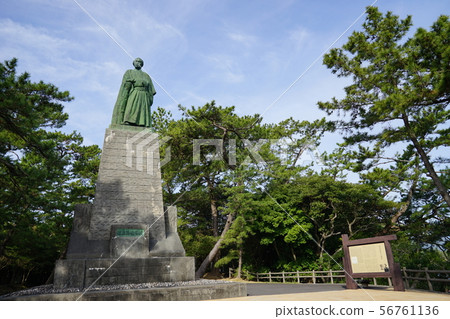 Katsurahama Ryoma Sakamoto statue 56761136