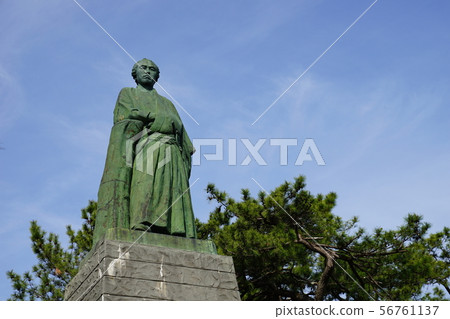 Katsurahama Ryoma Sakamoto statue 56761137