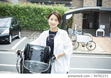 Female Mamachari Bicycle Pick-up Commuter Commute Housewife Female Mamachari Bicycle Pick-up Commuter Commute Housewife 56762231