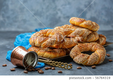 Turkish Simit Bagels with sesame seeds. 56764319