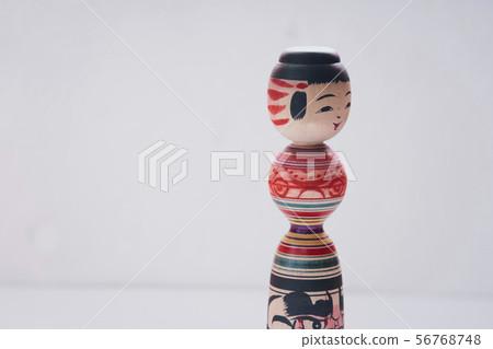 Kokeshi 56768748