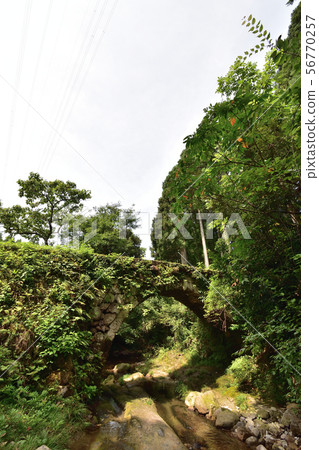 Takigahara Arch Ishibashi Group, East Exit Bridge 56770257