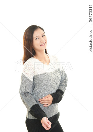 女性肖像 56773315