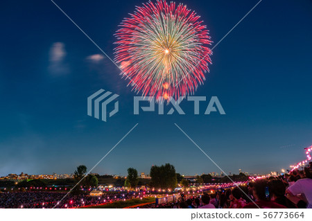 "Tokyo" Itabashi Fireworks Display / Summer Image "Tokyo" Itabashi Fireworks Display / Summer Image 56773664
