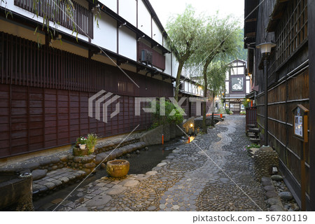 Yanaka Komichi (Hachimancho, Gujo City, Gifu Prefecture) 56780119