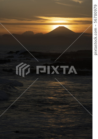 Fuji silhouette sunset view 56780979
