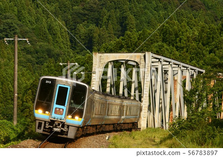 2000 series, limited express south wind across the Anai River Bridge 56783897