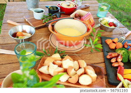 Glamping Camp Cheese Fondue Glamping Camp Cheese Fondue 56791193