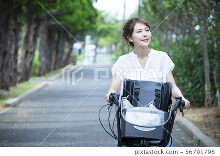 Female Mamachari Bicycle Pick-up Commuter Commute Housewife Female Mamachari Bicycle Pick-up Commuter Commute Housewife 56791798