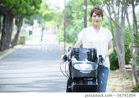 Female Mamachari Bicycle Pick-up Commuter Commute Housewife Female Mamachari Bicycle Pick-up Commuter Commute Housewife 56791804