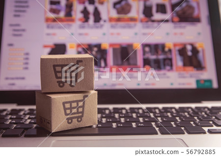 Online shopping - Paper cartons or parcel with a Online shopping - Paper cartons or parcel with a 56792885