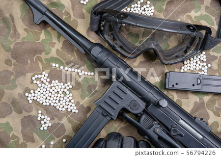air soft gun with protective glasses and lot of air soft gun with protective glasses and lot of 56794226