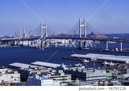 (神奈川縣)從橫濱海洋塔,山下碼頭和海灣大橋觀看 (神奈川縣)從橫濱海洋塔,山下碼頭和海灣大橋觀看 56795126