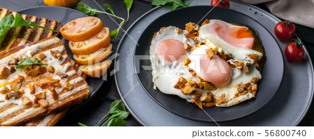 Food banner: Fried eggs and toasts Food banner: Fried eggs and toasts 56800740