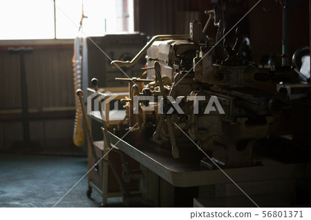 萬能車床 萬能車床 56801371