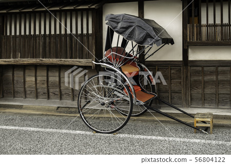 Ohashi House and Rickshaw, Bikan District, Nationally Designated Important Cultural Property, Kurashiki City, Okayama Prefecture Ohashi House and Rickshaw, Bikan District, Nationally Designated Important Cultural Property, Kurashiki City, Okayama Prefecture 56804122