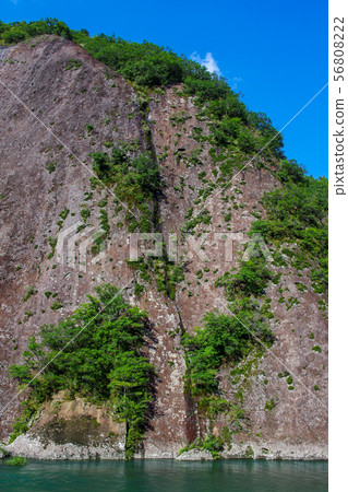 Kogitsugawa monolithic rock 56808222