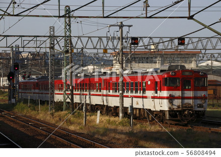 Banetsu West Line Kiha 40/47 (Niigata color / 4 cars) Banetsu West Line Kiha 40/47 (Niigata color / 4 cars) 56808494