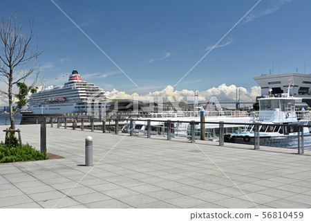 Yokohama Yokohama 56810459