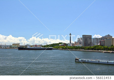 Yokohama  56811453