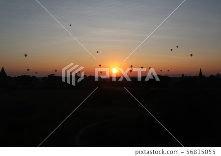 Bagan Ruins Sunrise Balloon 56815055